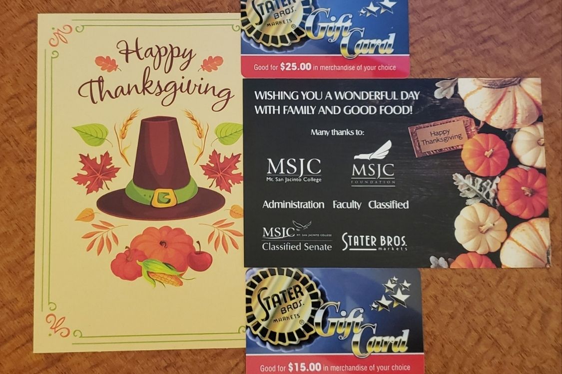 Thanksgiving cards and gift cards